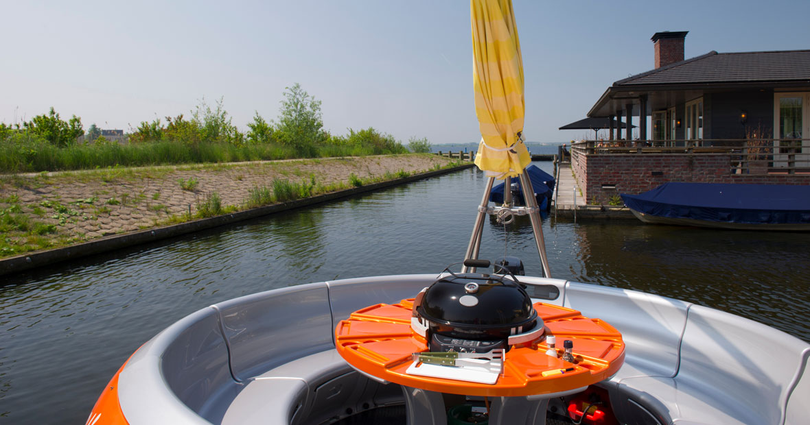 BBQ boat